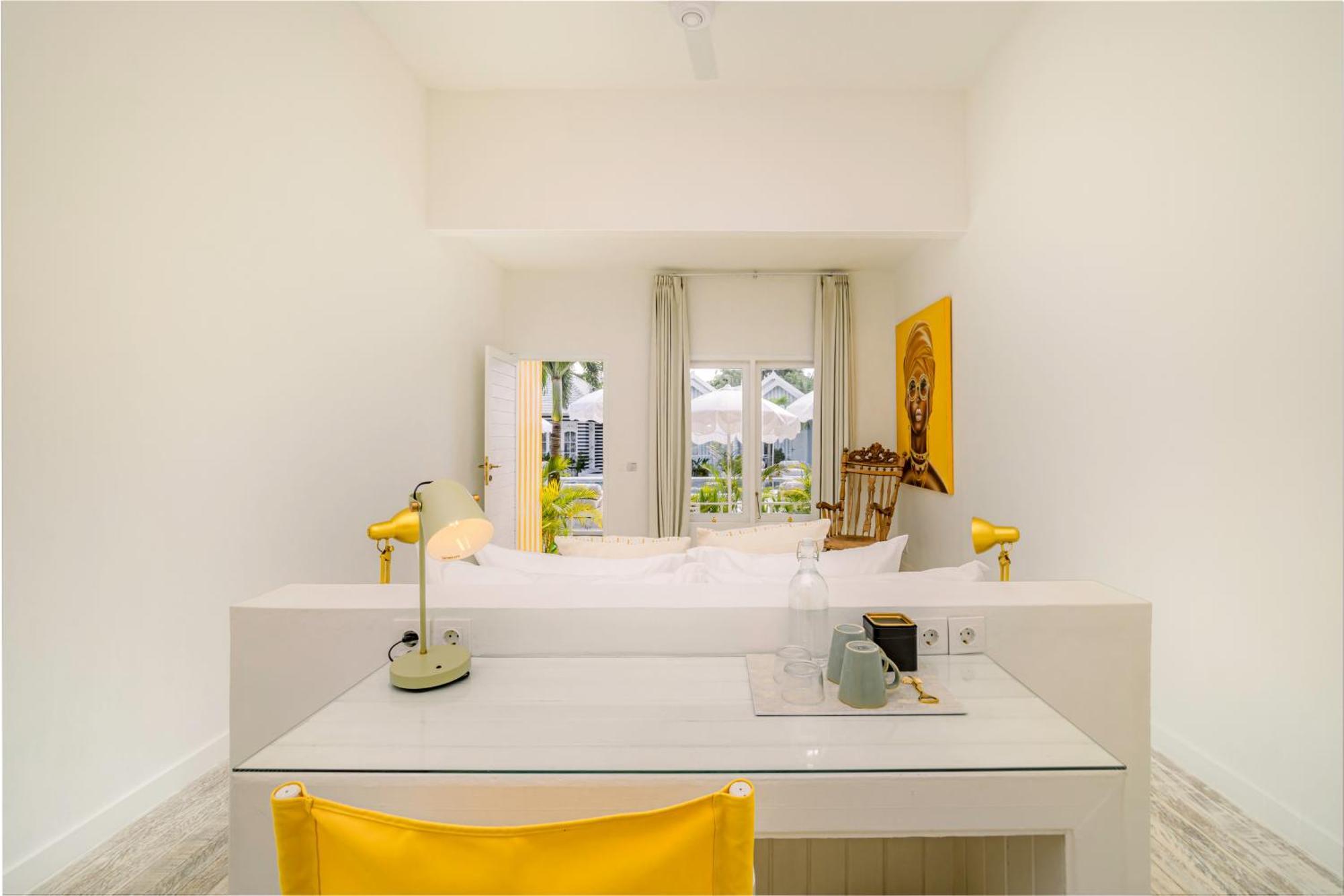Ria Uluwatu, Tropical Chic Hotel ภายนอก รูปภาพ