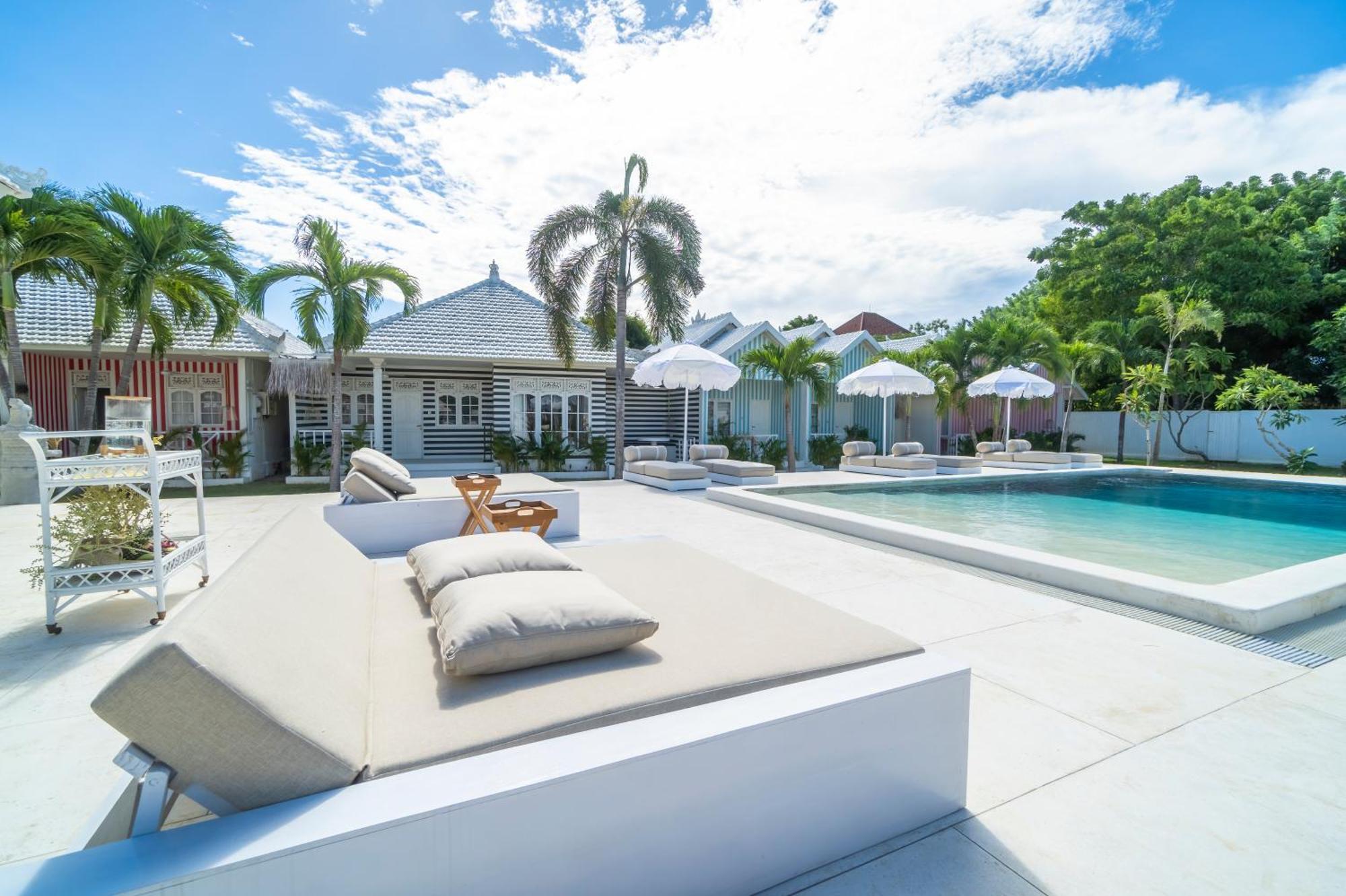 Ria Uluwatu, Tropical Chic Hotel ภายนอก รูปภาพ