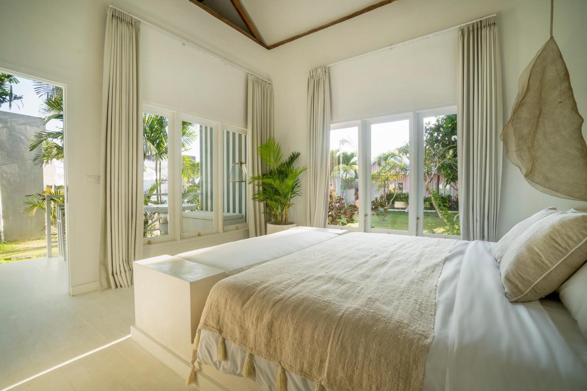 Ria Uluwatu, Tropical Chic Hotel ภายนอก รูปภาพ